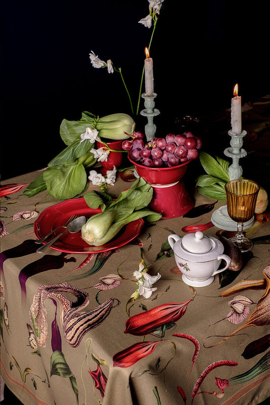 Mantel Carnivora Green