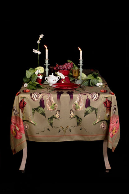 Mantel Carnivora Green